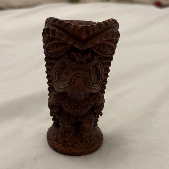 Carved Wooden Tiki Figurine - Hawaii - Picture 5 of 5